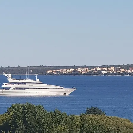 Lux Benak - Barbara * Zadar