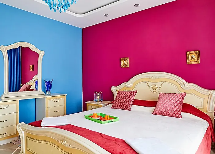 Lux Benak - Barbara Zara